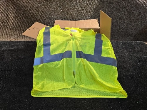 (QTY 19) CornerStone CSV101 ANSI 107 Class 2 Economy Mesh Zippered Vest L/XL - product listing photo