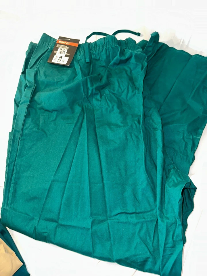 Lot-3 Dickies Scrub 2-Top Womens Size 5XL Green/beige V-Neck Pockets 1-bottom - Image 2 of 4