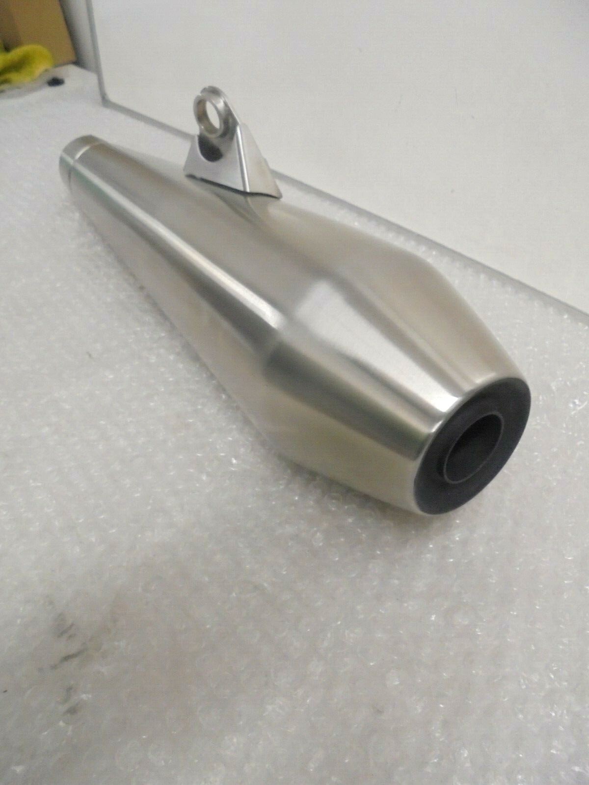 2016 Triumph Thruxton R Left Hand Exhaust Silencer Muffler 2203872  
