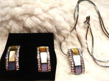 Anhänger, Kette,   Ohrstecker  3 tlg.   Zirkoniasteine - Sterlingsilber 925