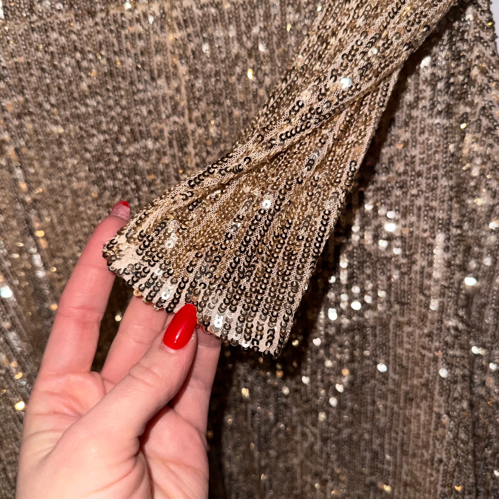 ANN TAYLOR Women's Size 0P Gold Sequin Long Sleeve Midi Flare A-Line