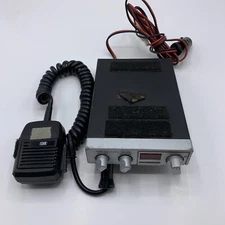 Realistic TRC-415 40 Channel Mobile CB Radio Transceiver Untested Powered On