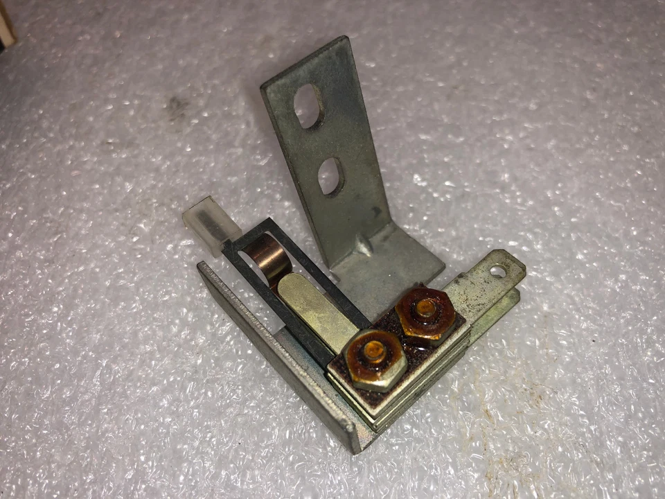 NOS 67-68 OLDS Delta Delmont 88 A/C Control MASTER 'CLICKER' INTERRUPTOR Oldsmobile Foto 3 de 4