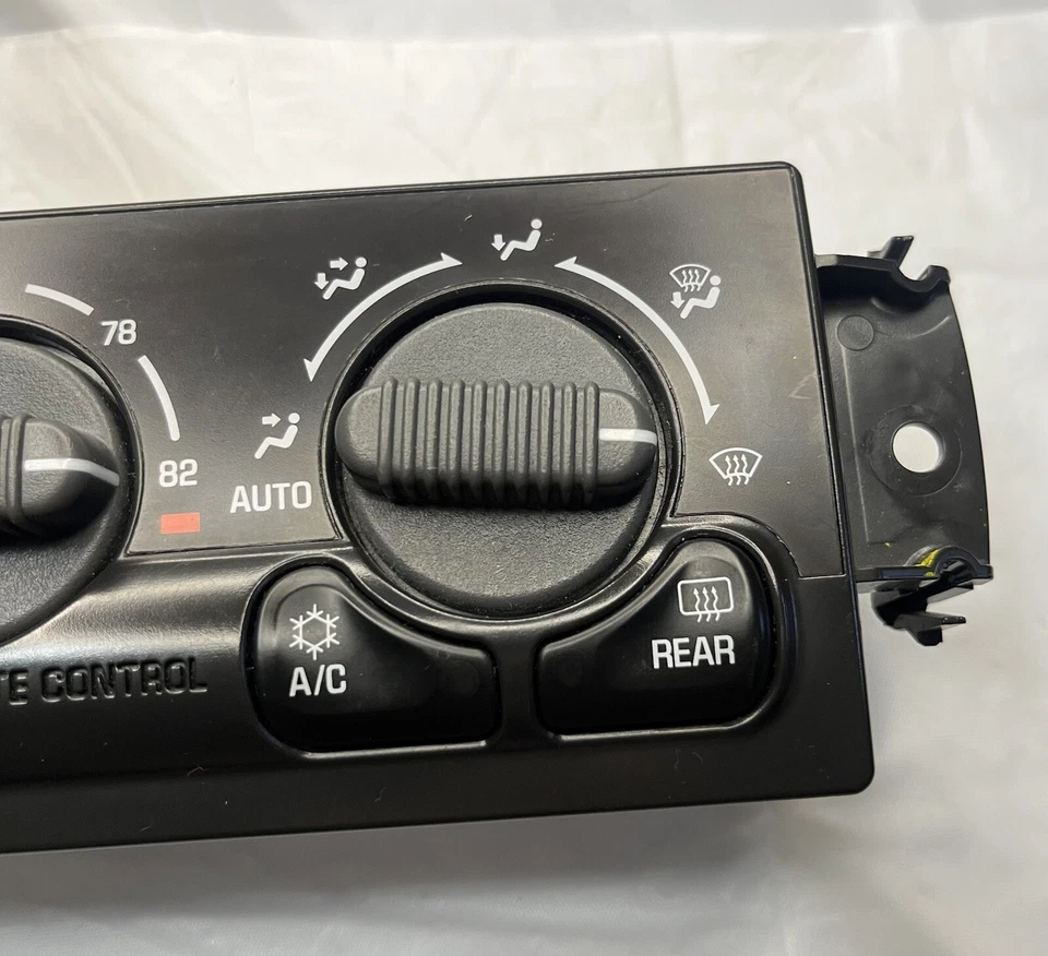 Chevy Silverado Tahoe Avalanche GMC Yukon Denali 1999-2002 control de clima térmico Foto 4 de 4