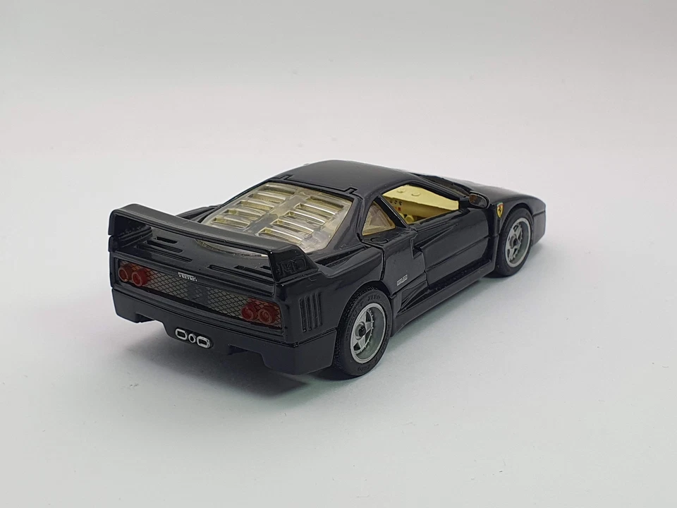 Ferrari F 40 Hot Wheels 1/43 - Immagine 3 di 4