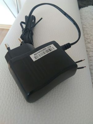 Power Supply 220v Netzteil 5V 1.2A 6W new (for ex. for USB Smartphone charger)
