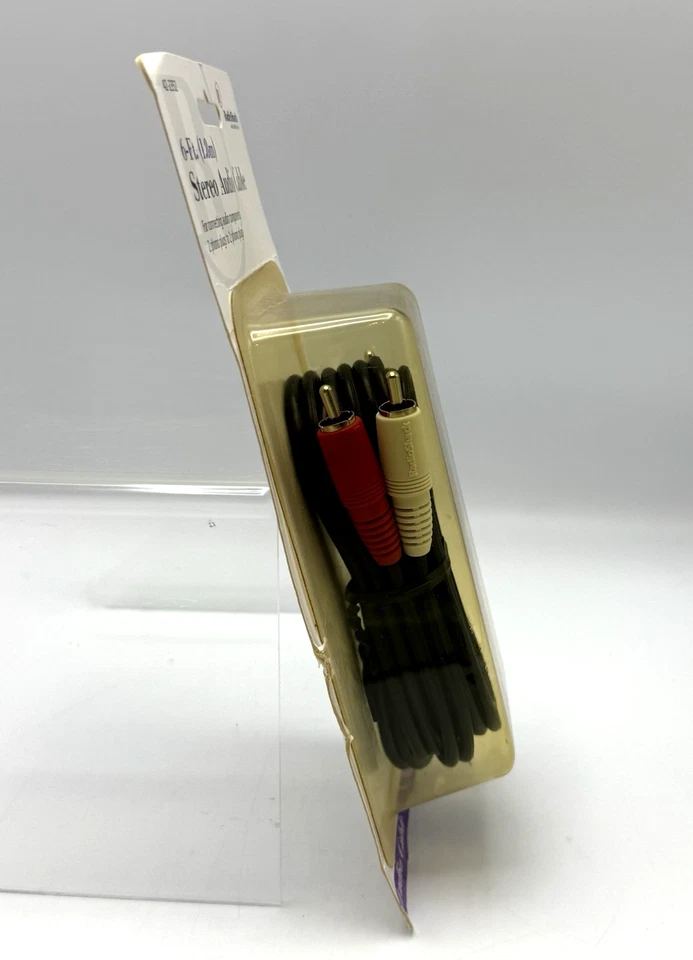 NEW RadioShack 42-2352 6-Ft. Stereo Audio Cable 2 Phono Plugs To 2 Phono Plugs - Image 3 of 4