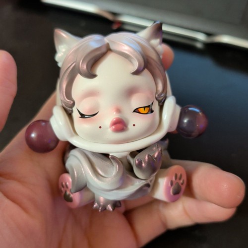 POP MART Skullpanda The Mare of Animals Series Blind Box The Fox