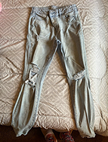 American Eagle Women’s Skinny Jeans Gray Distressed Stretch Regular 10