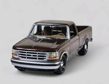 1993 FORD F-150 XL Pickup Truck Diorama Collectible DieCast Model 1:64 LOOSE