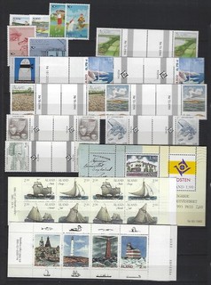 Aland 22 different mint stamps 1 block and 2 MH