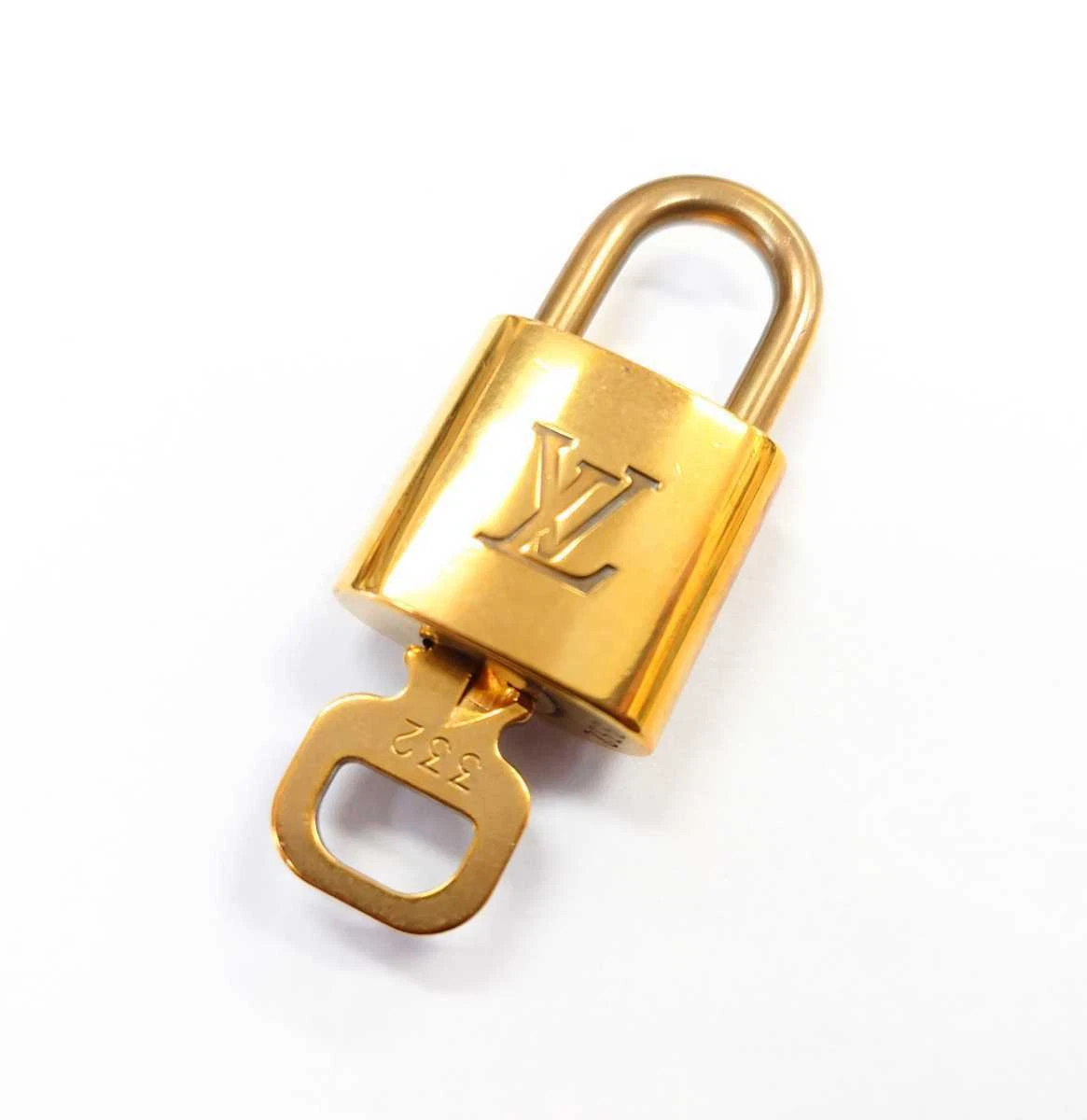 LOUIS VUITTON Cadena Padlock Gold 332 Key bag charm v804092485HA