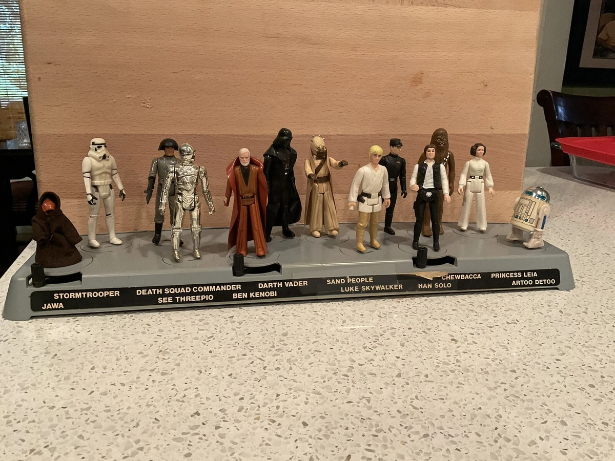 VINTAGE 1977 KENNER STAR WARS MAIL AWAY FIRST 12 FIGURE STAND 13 Figures