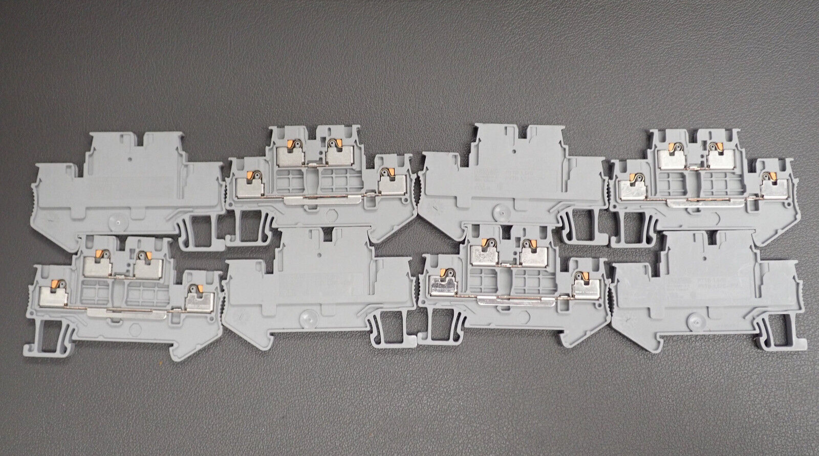 Lot of 8 - Phoenix Contact PTTB 1.5/S / PTTB 1.5/S-PV Terminal Block
