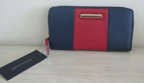 NEW** Tommy Hilfiger LEATHER WALLET & VALET Bi-fold RFID