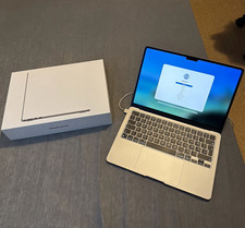 Apple MacBook Air 13,6 Zoll 2024 Silber M3 8 GB RAM SSD macOS Tahoe