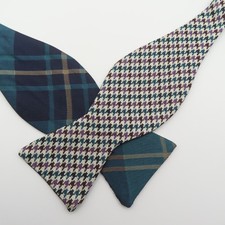 Brooks Brothers Bow Tie Silk Blue Green Houndstooth 2.25" Wide Double Sided