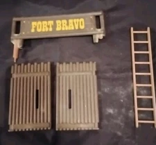 Playmobil 3773 Fort Bravo Front Gate & Sign Wall Parts Only Some Have Been Glued