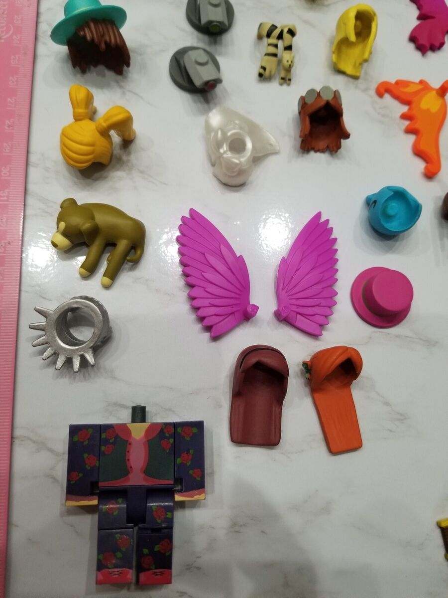 Minecraft, Roblox Figure Lot