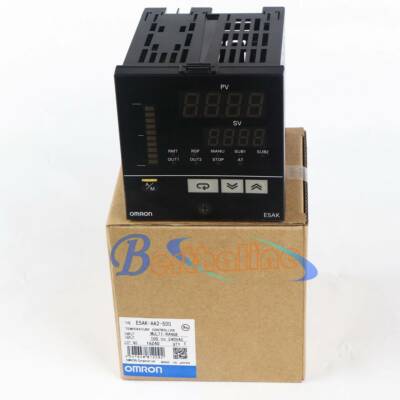 1PCS Omron TEMPERATURE CONTROLLER E5AK-AA2-500 New