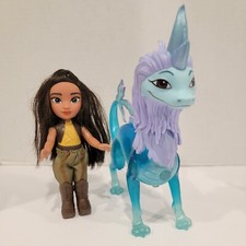 Raya and the Last Dragon Small Raya Doll, Light up Sisu Dragon and Plush Tuk Tuk