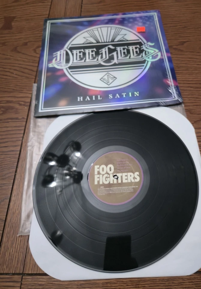 DEE GEES - HAIL SATIN [RSD LTD Edition] (2021 RCA) FOO FIGHTERS - Image 2 of 4