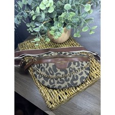 Crossbody Bags for Women Sling Chest Bag Leopard Pattern Fanny Pack Zipper