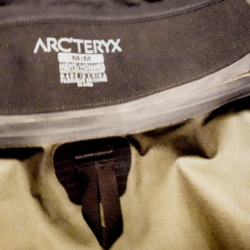 Arc'teryx Men’s beta Black Hooded Nylon Rain Coat Jacket Full zip Windbreaker~M image 9