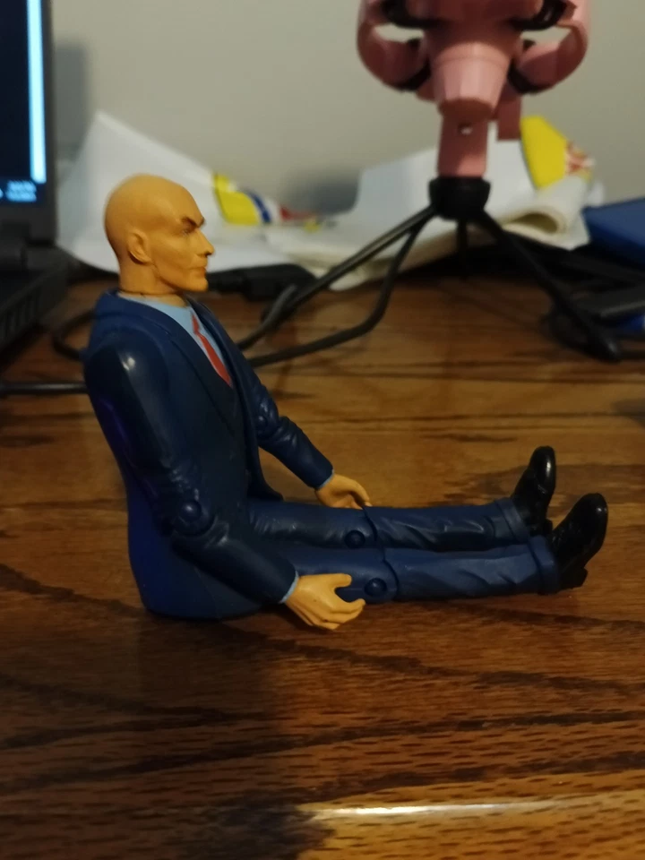 Винтажная фигурка Marvel Legends X-men Movie Charles Xavier Professor X 6 дюймов ToyBiz 2000 - Изображение 4 из 4