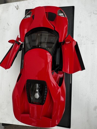 1/18 FORD GT 2017 MAISTO SPECIAL EDITION - Picture 5 of 8