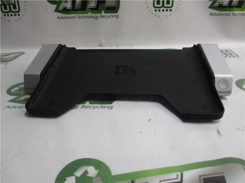 Base Henge Docks HD02HA13MBPR para MacBook Pro Retina de 13 pulgadas 2016-2020 Foto 2 de 4