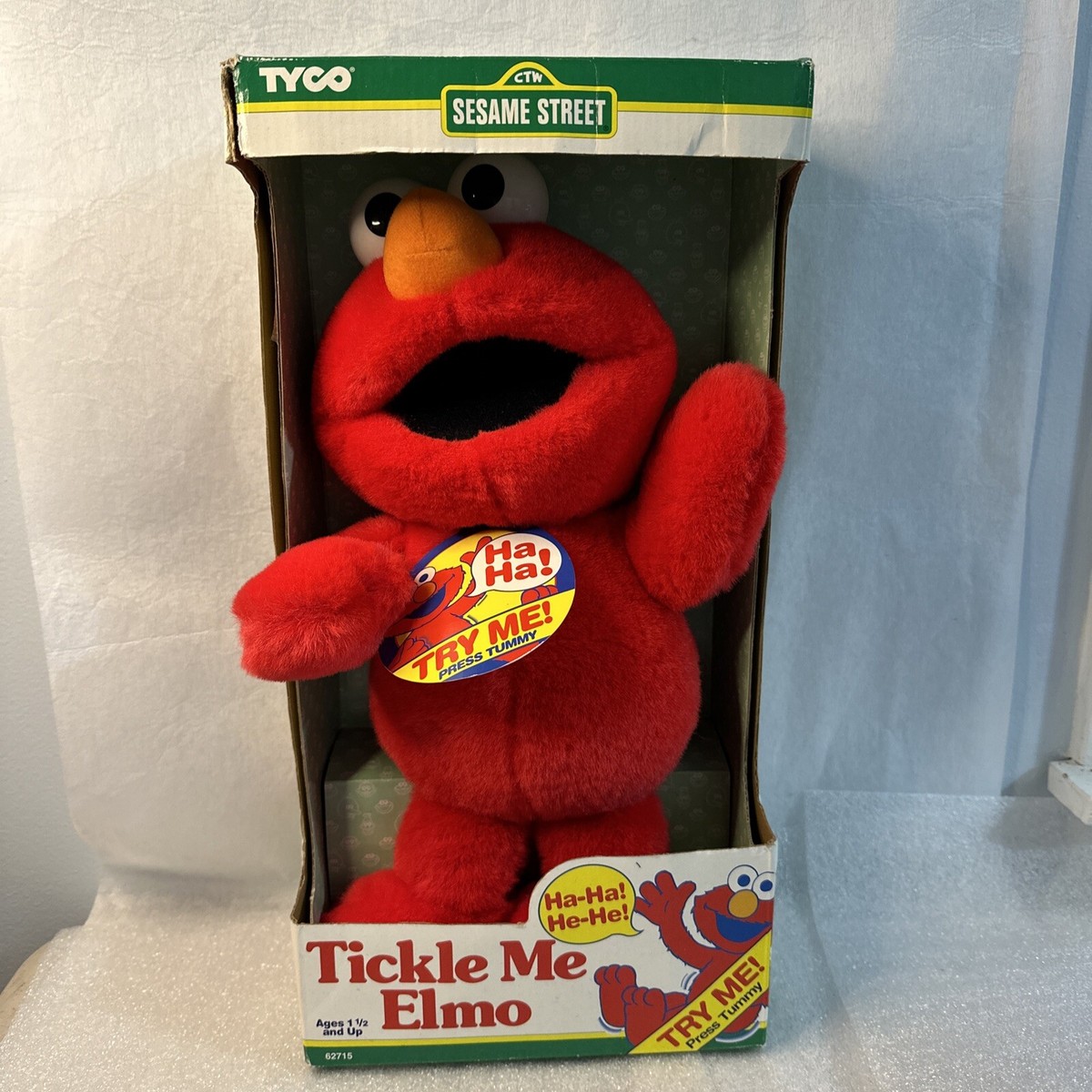 セサミストリート　ヴィンテージエルモTickle Me Elmo New Vintage Tickle Me Elmo Talking Doll 1996 Tyco Sesame Street KB