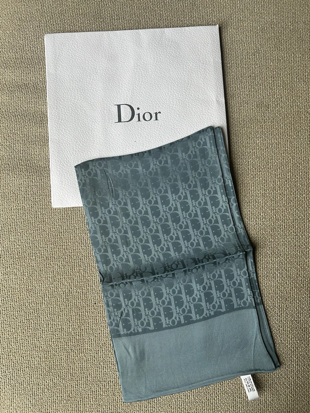 Foulard en soie trotteur Christian Dior 