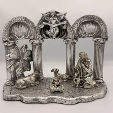 International Silver Company Silverplated 5 Pc Christmas Nativity Set Manger