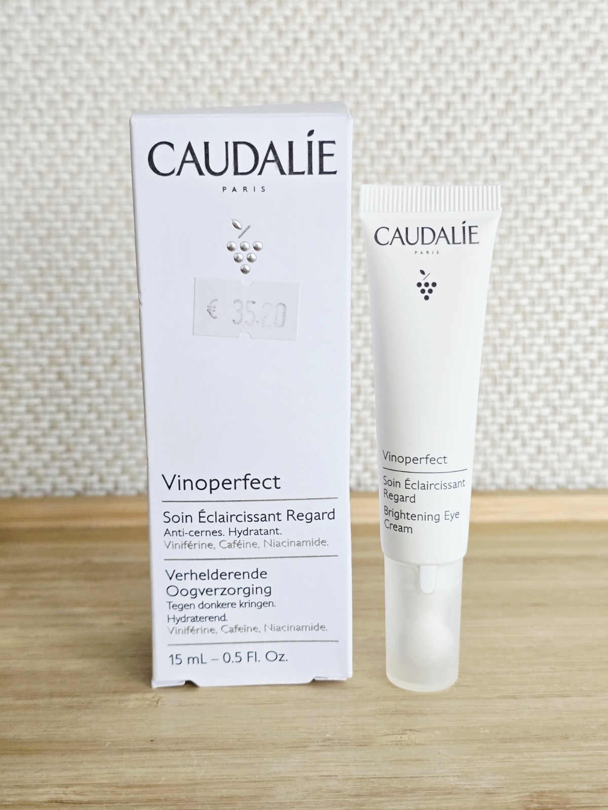 Caudalie Vinoperfect contour des yeux soin pour estomper les cernes sombres 15ml