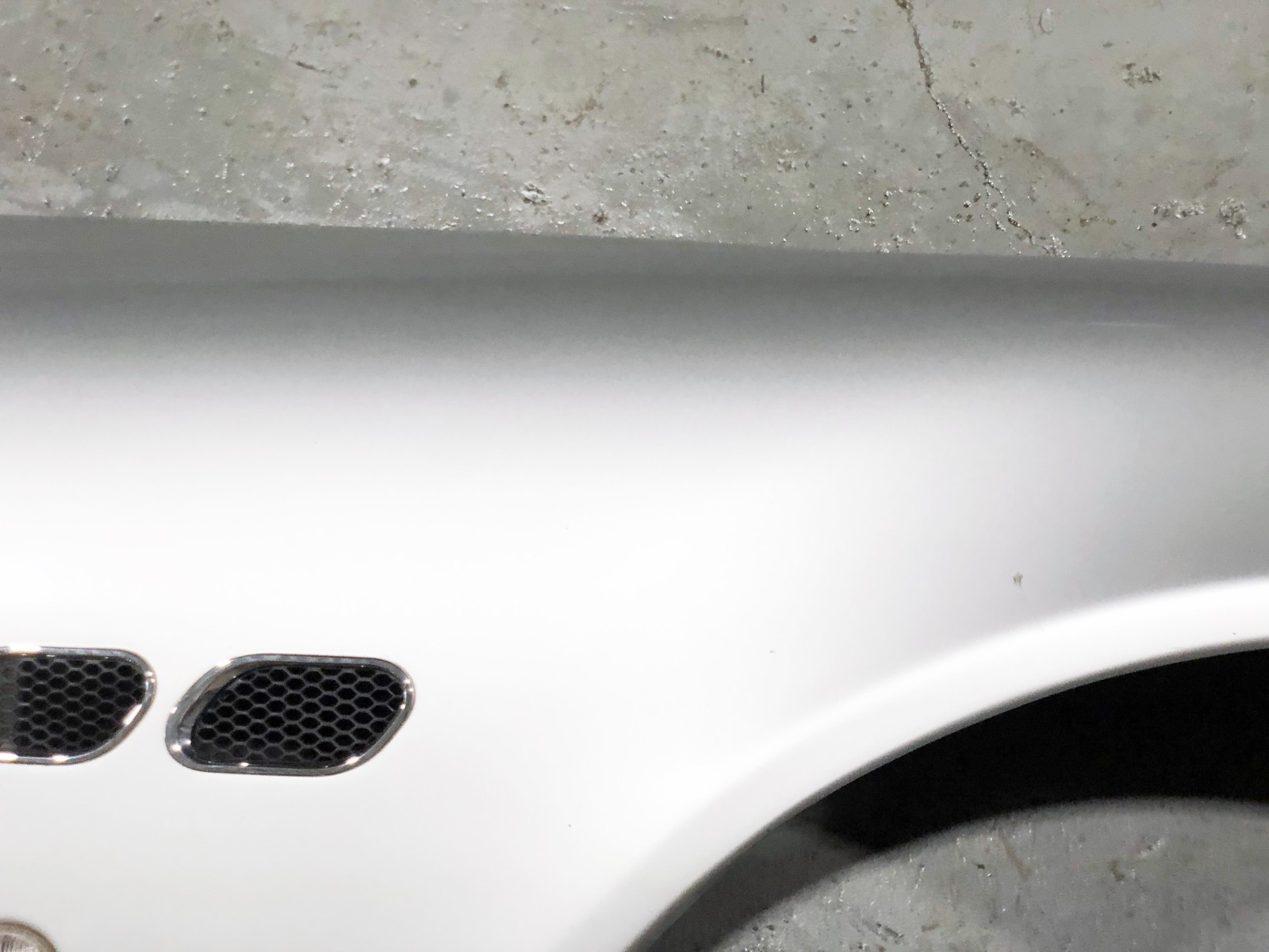 03-13 Maserati Quattroporte M139 Right Passenger Fender Panel GRIGIO TOURING 09