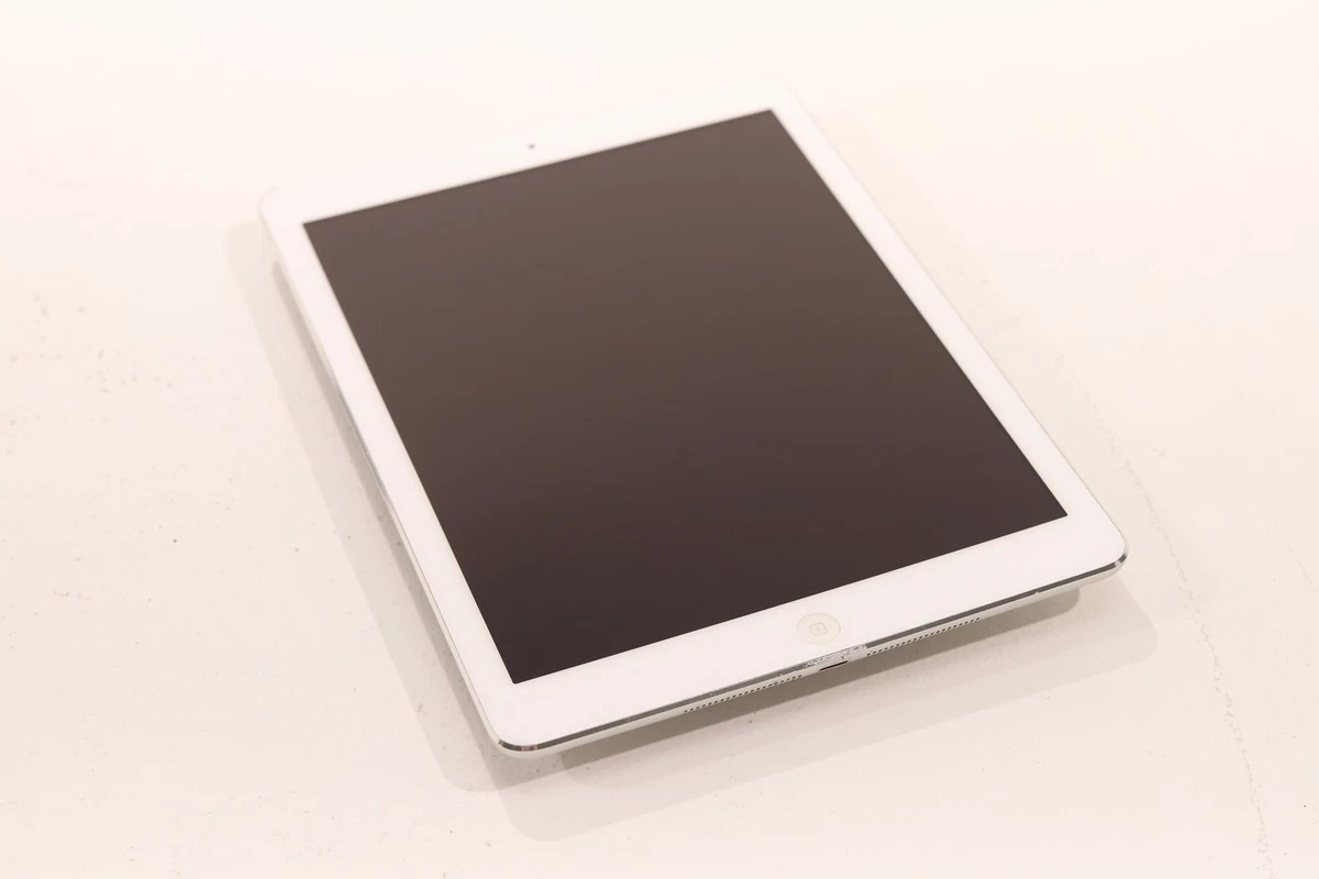 Unlocked 32GB iPad Air 1st Generation for sale | eBay