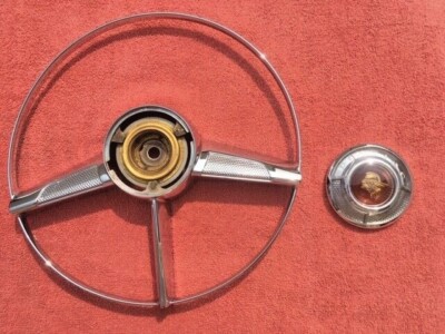 1953 1954 Pontiac Chieftain OEM (CRACK) Deluxe Steering Wheel Horn