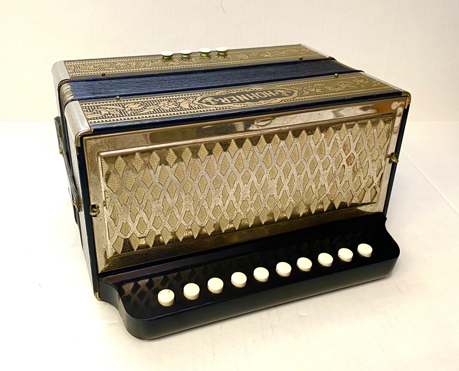 VINTAGE HOHNER ACCORDION MARCA REGISTRADA Made in Germany! Great