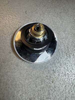 Universal Bad Waschbecken Stopfen Stopper Waschbecken Kern Bounce Up Abfluss Filter Haus
