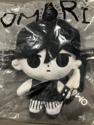 Official OMOCAT Omori Sunny Plush New | Mercari OMOCAT Omori Sunny Plush [Sealed] hold display picture 1