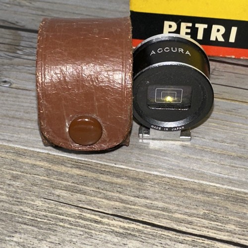 Vintage RANGEFINDER CAMERA: PETRI 7 Green-O-Matic System - Xtra Lenses # 3757 - Picture 9 of 15