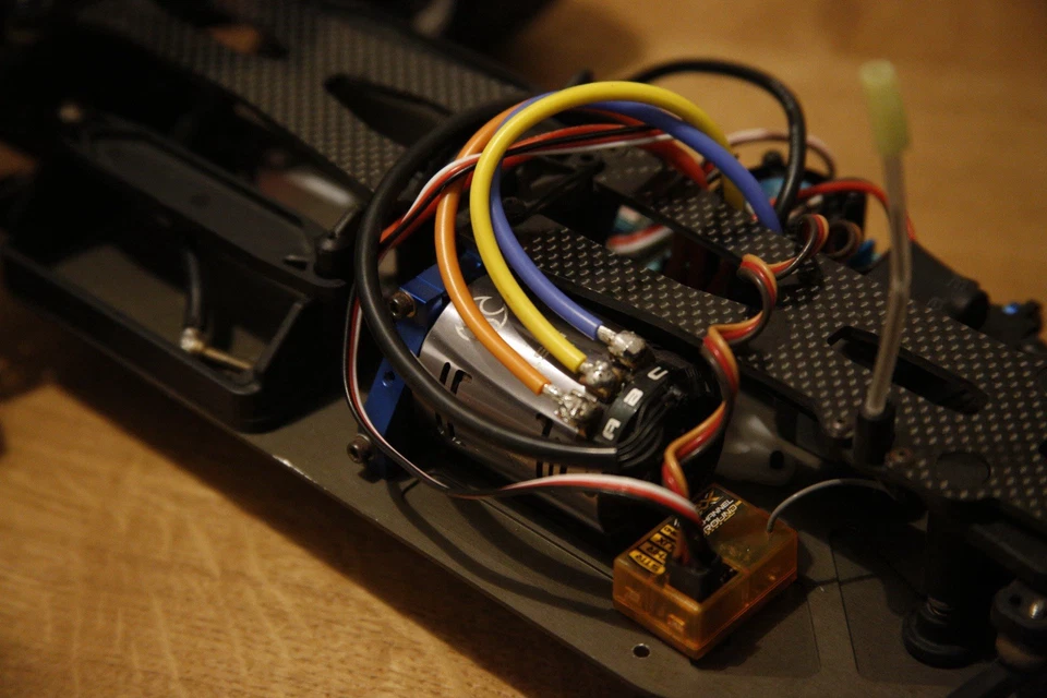 Team Associated B44.2 Factory Team 1:10 4WD Buggy - Bild 3 von 4