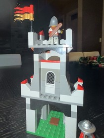 LEGO Kingdoms Outpost Attack (7948) &ndash; 100% Complete w/ Instructions