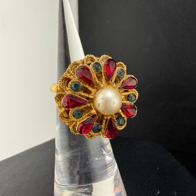 Vintage Rhinestone BSK Cocktail Ring Gold Tone Adjustable Size 3 READ