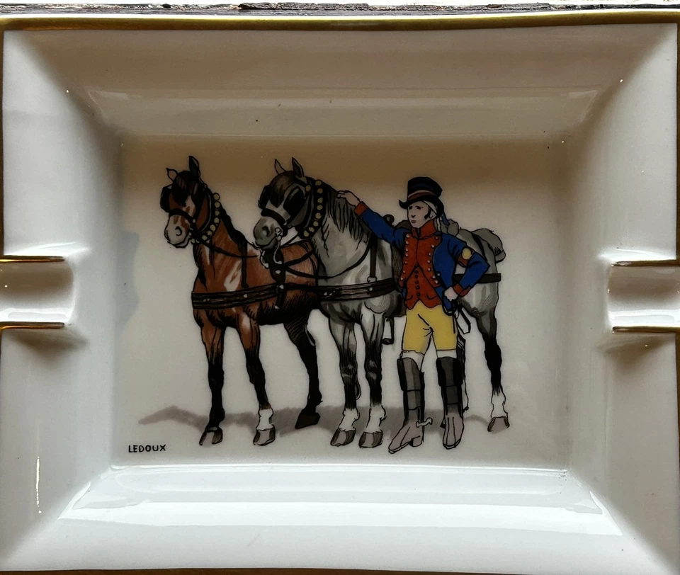 Hermes Paris Aschenbecher Kutscher/Perdemotiv Porzellan Tablett Zigarre - Bild 3 von 4