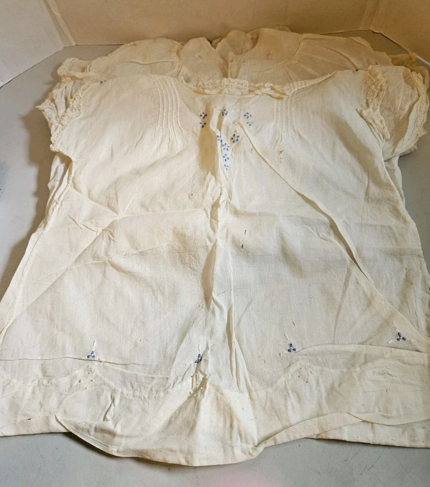 Lot of 4 Antique Baby Girl Gowns Dresses  Embroidered Linen/cotton - Image 4 of 4