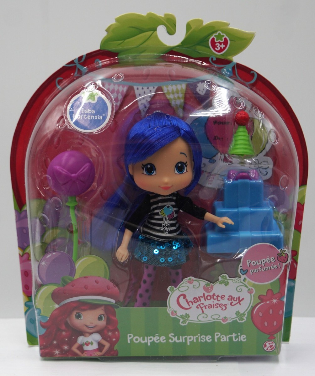 poupée charlotte aux fraises BANDAI Doll Strawberry shortcake