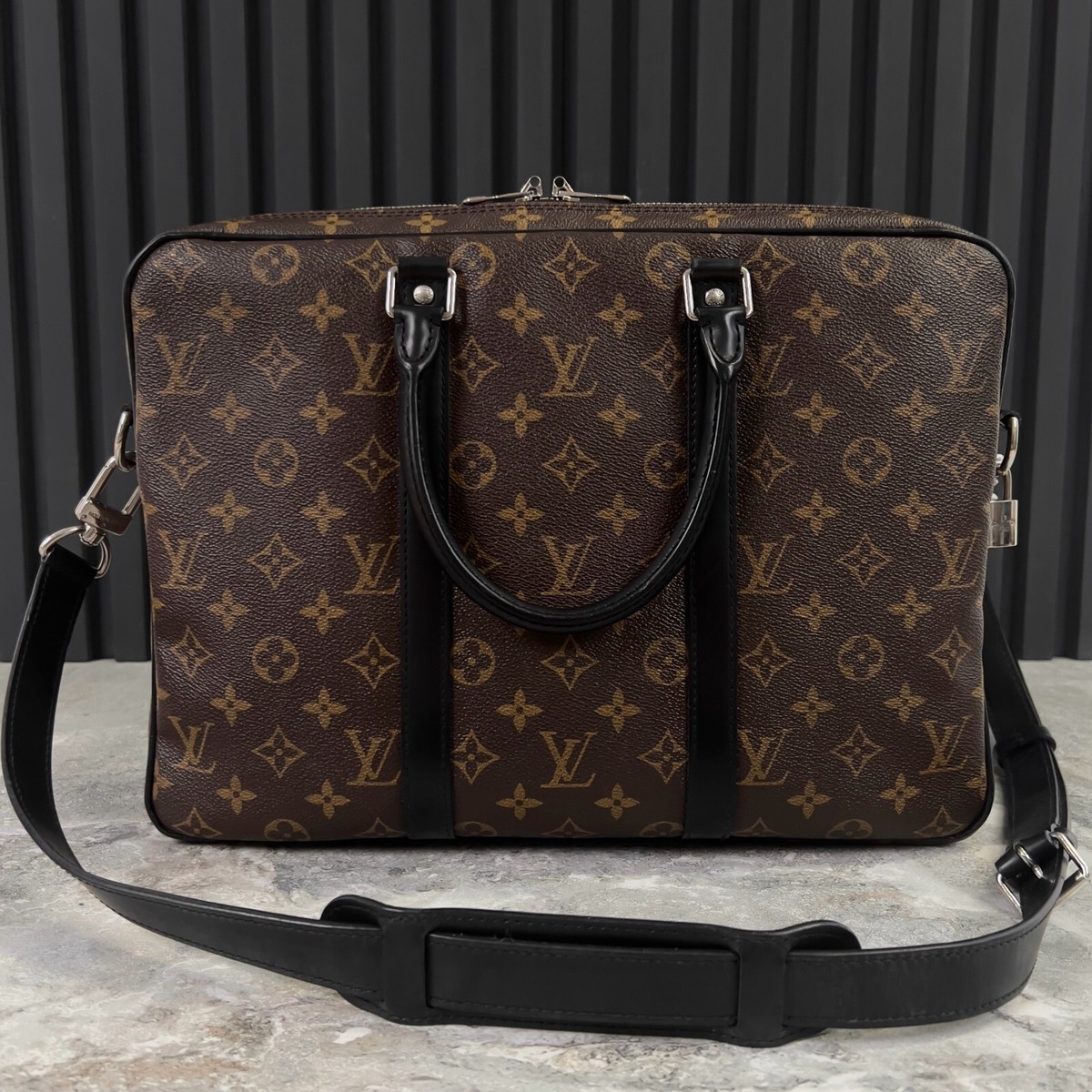 RRP $2450 Louis Vuitton Porte-Documents Voyage PM Monogram Canvas