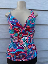 Catalina Swimsuit Top Underwire Support Tummy Minimizing M, L and XL New With Ta